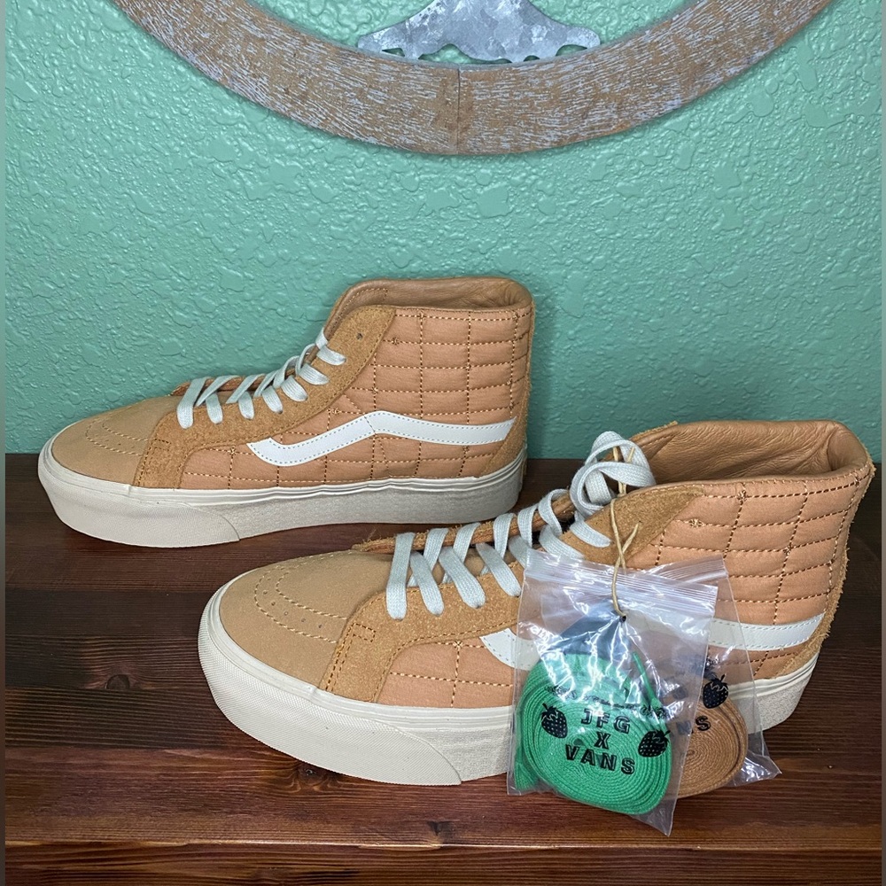 Vans Men's Size 11.5 JFG Chocolate Valley Resort Hi Top Sneakers - Picture 2 of 7